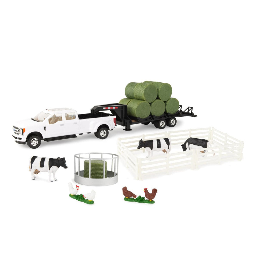 1/32 Ford Truck w/ Bales and Access - mygreentoy.com