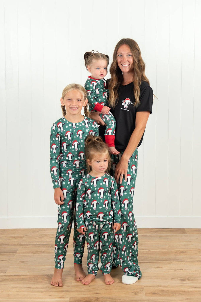 Santa Cows & Snowflakes Toddler/Youth Pajama Set - mygreentoy.com