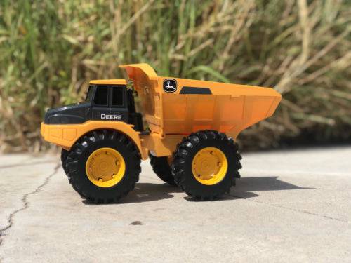 11in Construction Dump Truck - mygreentoy.com